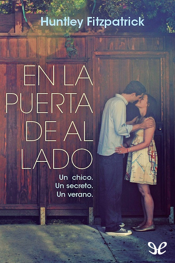 En la puerta de al lado